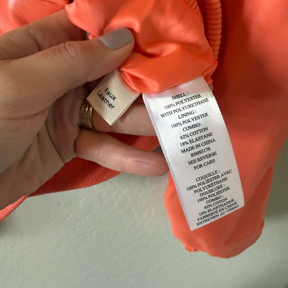 NWT House of Harlow 1960 Vegan Leather Bomber Jacket Coral - XS - Picture 7 of 9